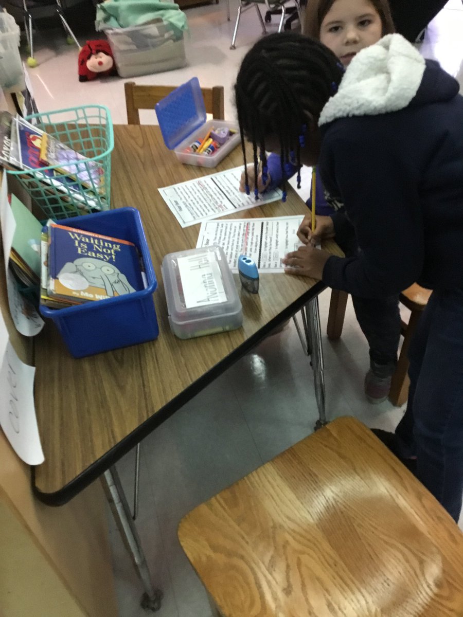 CastleHayneES's tweet image. Kinders &amp;amp; Firsties on task and working hard! #cheshc #nhcschat