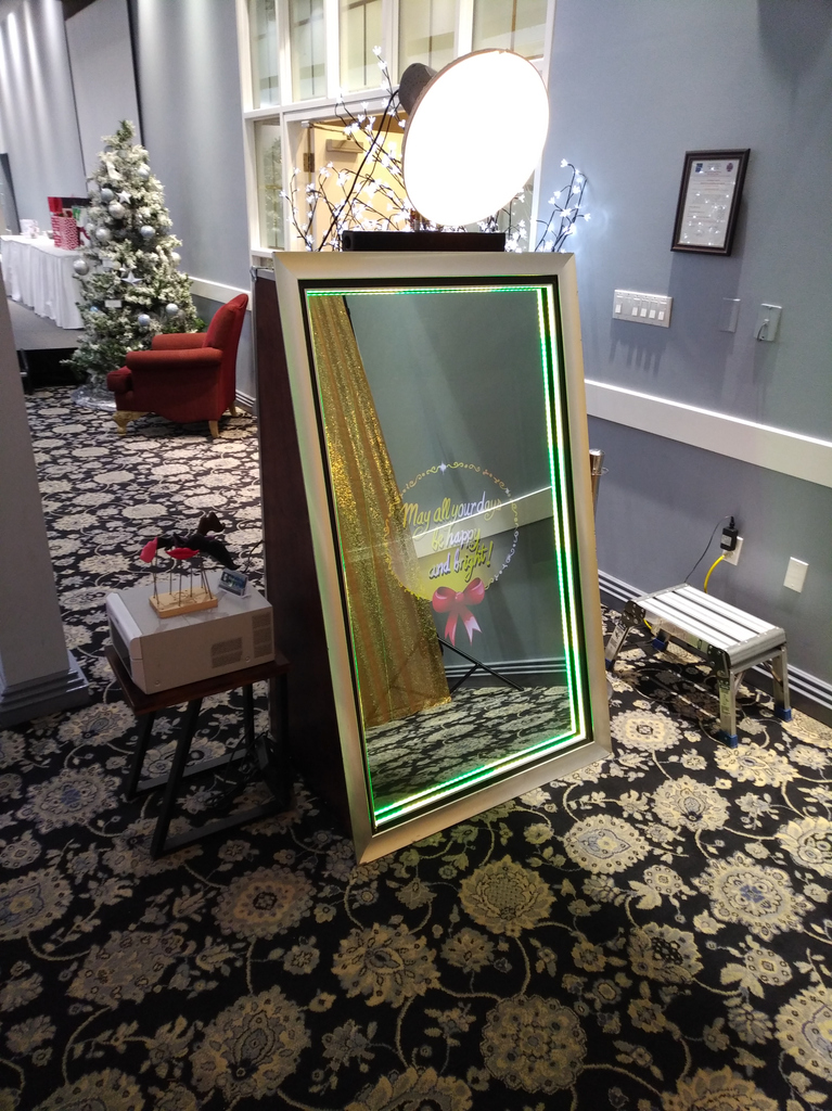 FlashworksEdm's tweet image. Discover the magic of our #MirrorBooth for yourself! 2020 bookings are in full swing for this shiny and sleek piece, the perfect addition to any occasion, and the perfect fit in any venue across Western Canada! #Photobooth