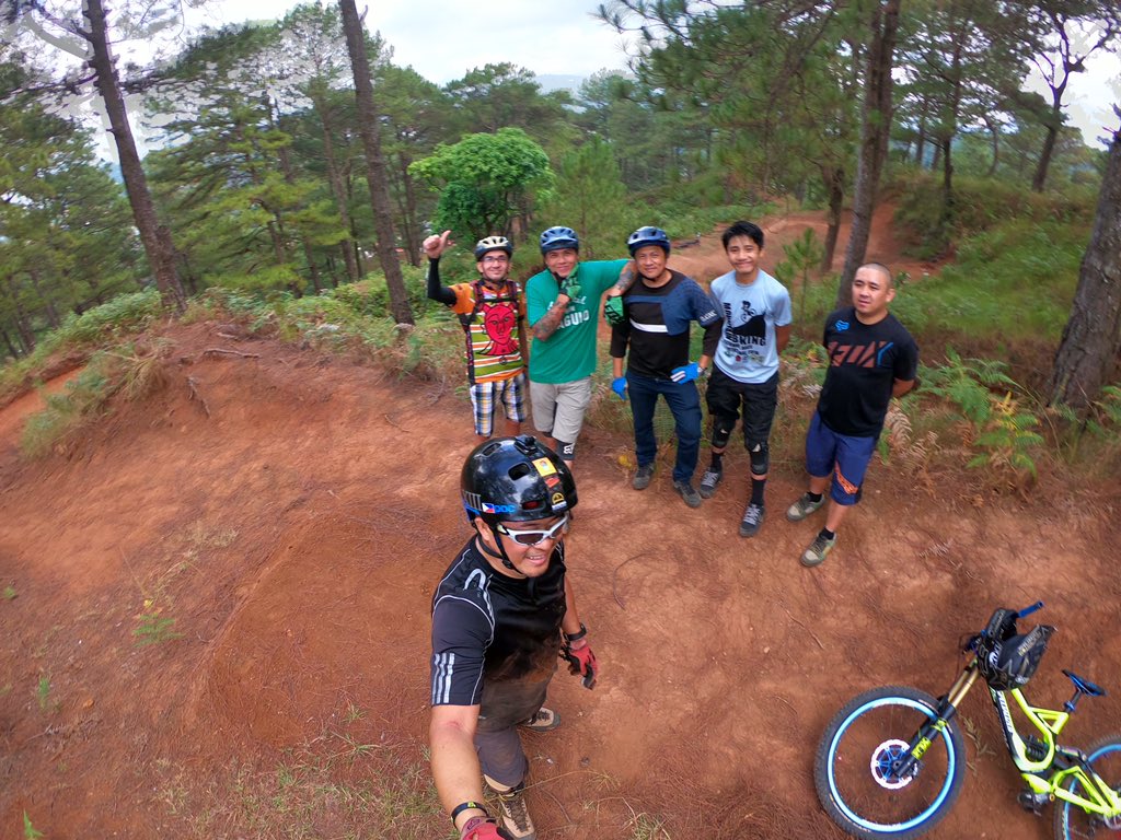 KomiksXIII's tweet photo. Another hidden gem in #baguio. #BTrack
🇵🇭☝🏽#Bikekomiks #mountainbike #mtb #mtblife #mountainbiking #mtbph #mtbphilippines #mountainbiker #freeride #mountainbikelife #pinoymtb #padyak #gopro #goproph #enduromtb #bikelife #bike #biker #bicycle #cycling #baguioride #mtbjump #dh https://t.co/79uschVdFV