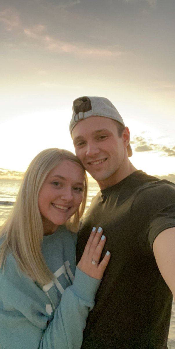 CourtneyN5's tweet photo. Wish I could relive this moment over and over again💍 ❤️ https://t.co/mxQ1Q25uzP
