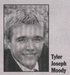 MattStephens's tweet photo. 17 years ago today, I lost the closest thing I ever had to an older brother. I spiraled into depression and the only way I climbed out was by writing (and learning I could write). I named my daughter after him.
Miss you, Tyler. And our Oklahoma snow days. #RunFastDriveSlow https://t.co/0aHuCSfJ9l