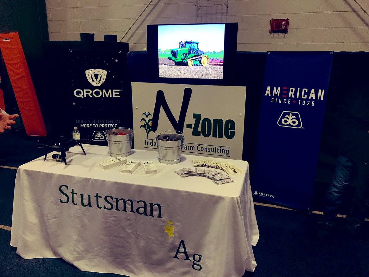 StutsmanAg's tweet photo. Great to be apart of the Mahomet area career fair! @PioneerSeeds https://t.co/7udQNhS6Vx