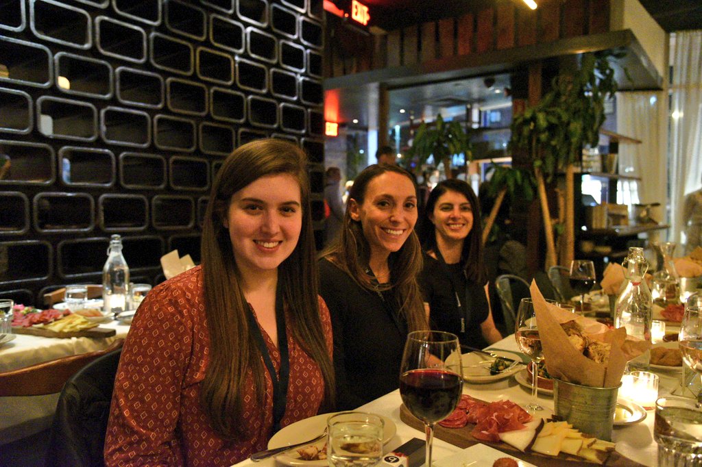 boomi's tweet photo. Not an empty in the house at @BarcelonaWineBa for our   #womenintech dinner! #WIT #BoomiEvents @BoulderWide https://t.co/HIC5cBs3ke
