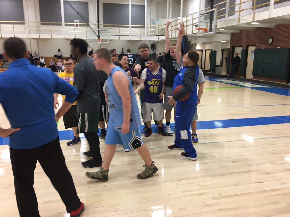 WCCCAthletics's tweet photo. Fun night at Westmoreland as Wolfpack Men’s &amp; Women’s Basketball team working with Westmoreland County Special Olympics. #specialolympics #packproud #specialpack https://t.co/JToNbEmlpn