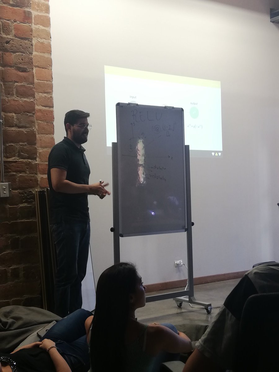 Talking about machine learning with Santiago Rojas from @AyendaRooms