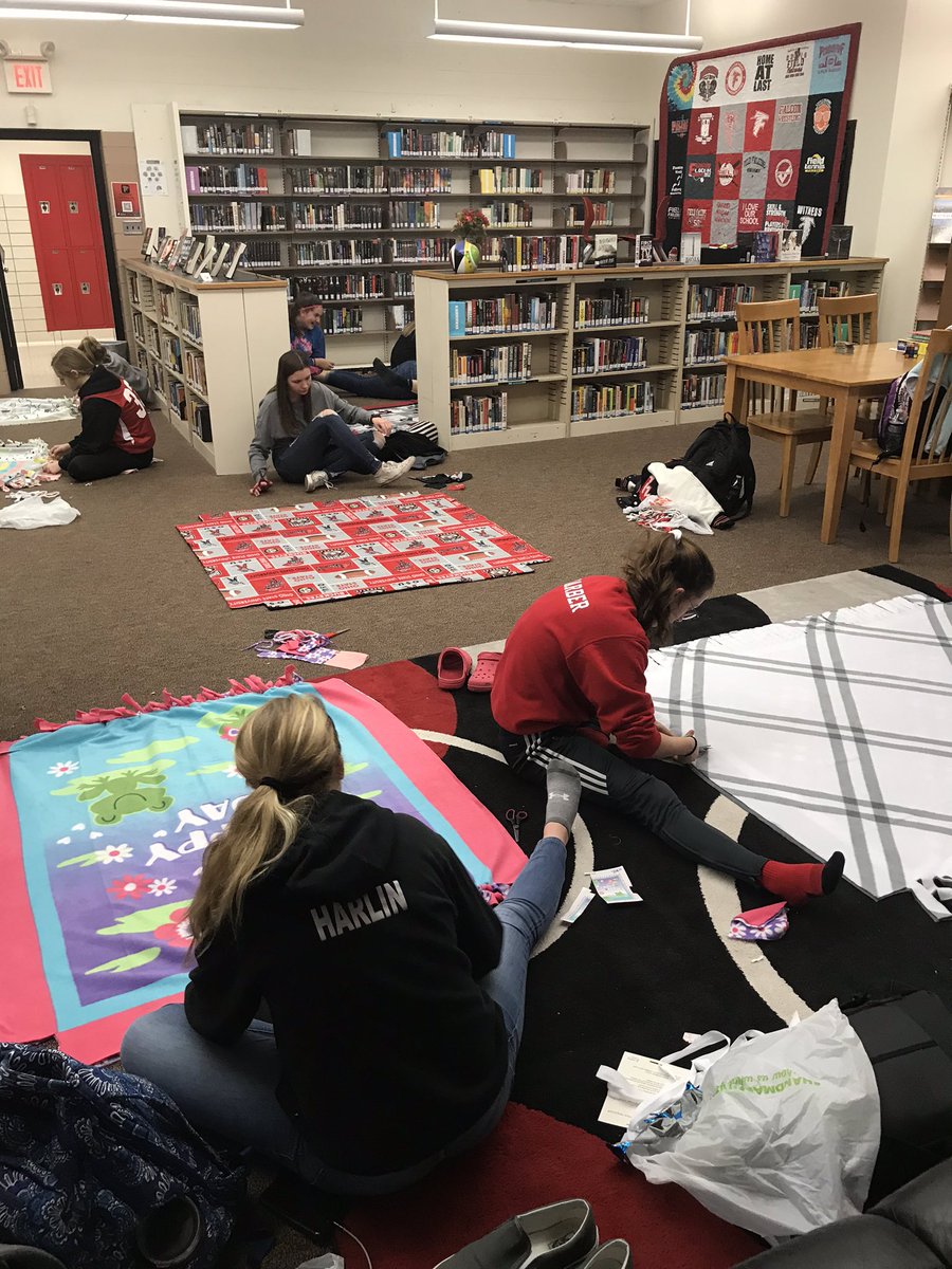 FieldLFHoops's tweet photo. Awesome time today with the High School and Jr High Lady Falcons making blankets to take to the residents at Altercare assisted living. #payitforward https://t.co/a6RaNOmJXL