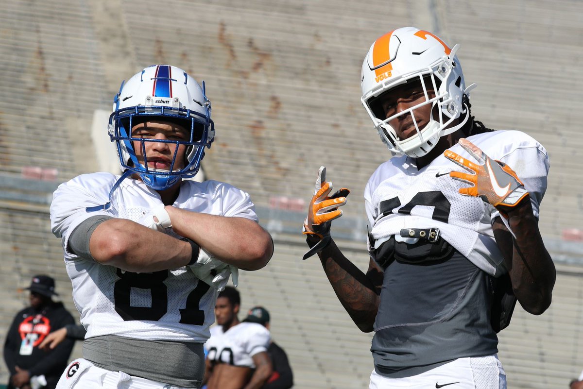 Fun week of practice out in LA for the @NFLPABowl. Excited to hit the field with @DBituli and @CHECK_Up on Saturday. #PoweredByTheT