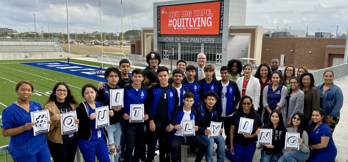 LatinasGoRed's tweet photo. Today, for #QuitLying Day, students across the U.S. are standing up to e-cigarette makers who are addicting a whole new generation to nicotine. Join them and tell Big Vape to #QuitLying at https://t.co/3ZuwahWkAz. https://t.co/pMgm6VF0B5