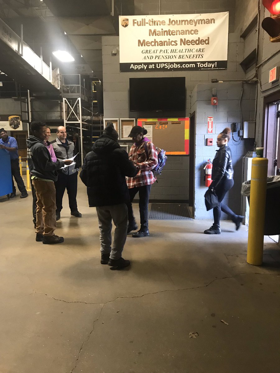 doug_dustin's tweet photo. A little guard gate action from the Burtonsville Day Hub!!! A big shoutout to all the UPSers who are always prepared for the unexpected! #11Steps @GiacomanAndrea @ChesapeakUPSers https://t.co/SBCwyVE2kX