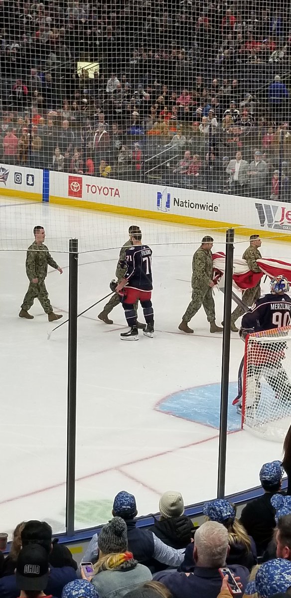 bird_arena_rex's tweet photo. I just witnessed @NickFoligno  fist bump EVERY Military Service Member who presented the colors on the ice for the National Anthem @NationwideArena  @BlueJacketsNHL #classact #captainforareason #CBJ #respect https://t.co/imOjyBAlG3