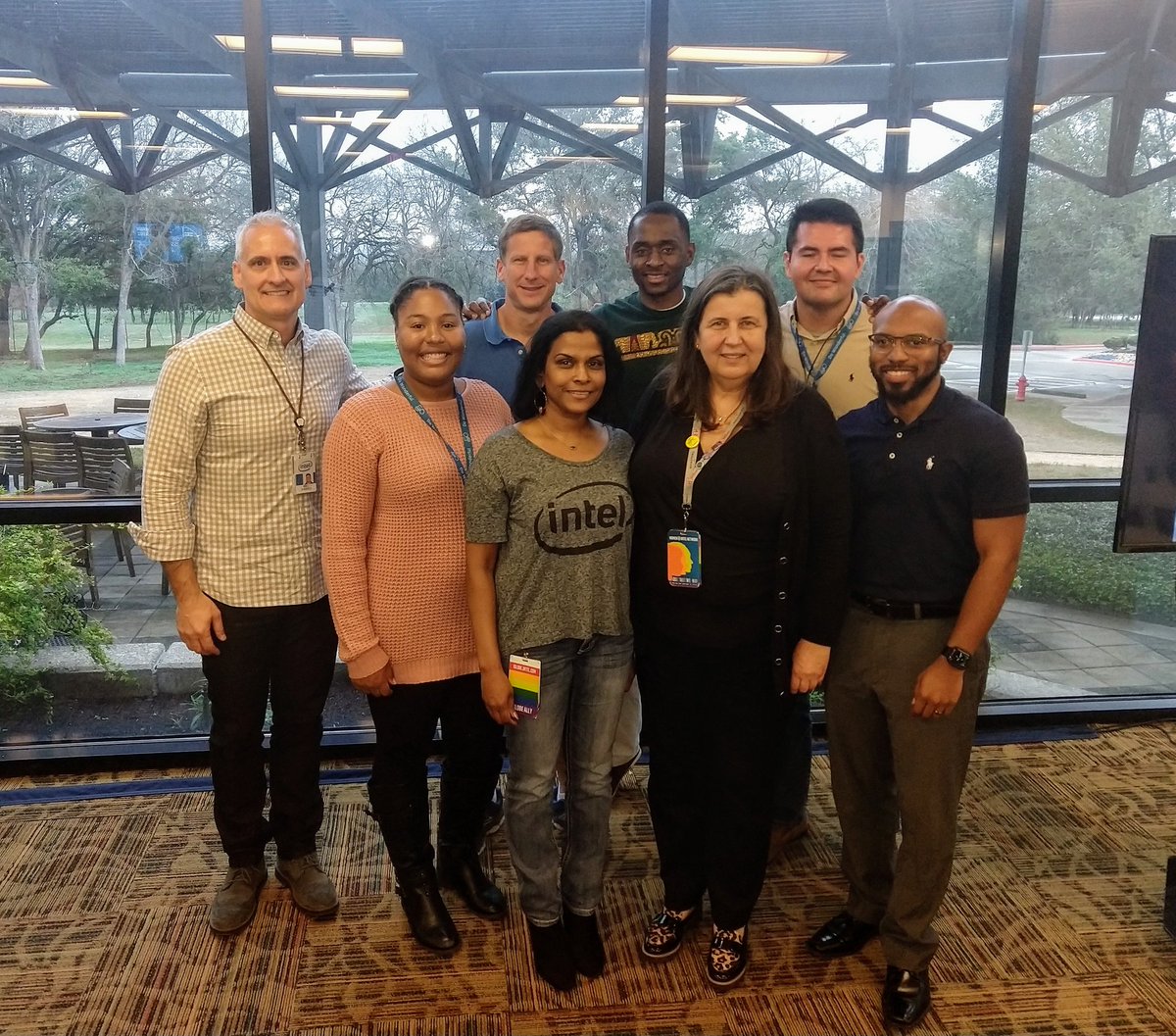 ball4food's tweet photo. Planning and execution team #bold #nia #ibcn #iamintel #oneintel @CristinaBeldica @kingnorth_3 @Prishanthy @tiff_arielle https://t.co/ktwlqGQgLh