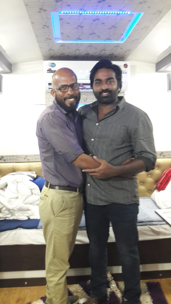 Makkal Selvan ...Avarkaludan Our Iniya Santhippu....Wish u HAPPY BIRTHDAY Many many returns of the day ...
