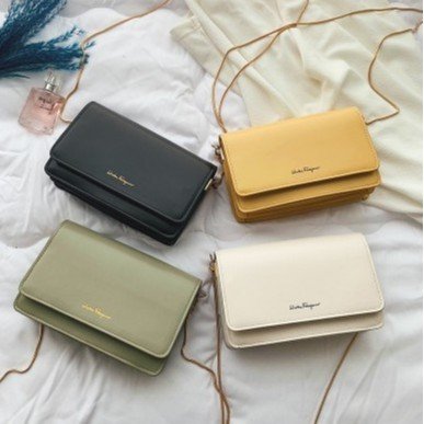 moodlight_94's tweet photo. กระเป๋าถือสะพายข้างทรงกล่องเรียบง่าย มีให้เลือก 4 สี ราคา 190฿ จากราคาปกติ 289฿ (สีและข้อมูลเพิ่มเติมในเมนชั่นนะคะ⬇️) สนใจสั่งซื้อ DM หรือแอดไลน์นะคะ https://t.co/oHwx1jFJy6