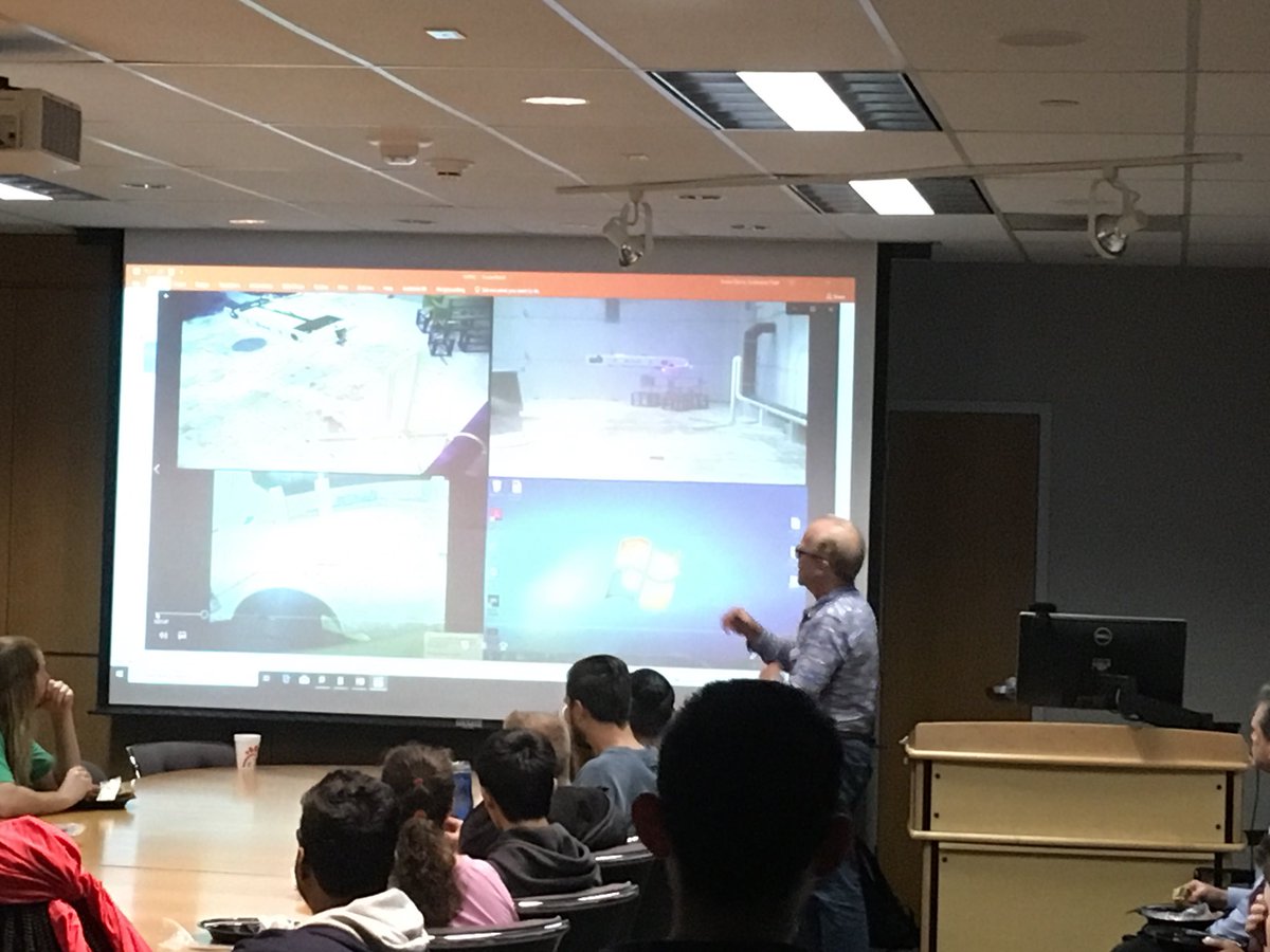 SUT_TAMU's tweet photo. Chris Roper on Autonomous Underwater Vehicle Seminar. https://t.co/kmiPQSW6tM