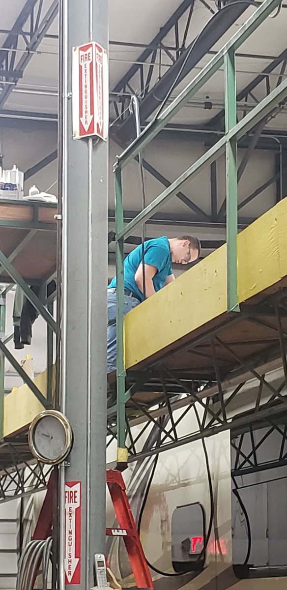 MaxeymizedLaker's tweet photo. Site visits are always fun to see our students in the world of work. Thank you @jaycorvs for your partnership with @TheLakelandEDGE #lakersareleaders #careerready #cteworks https://t.co/lKoIVWLj4q