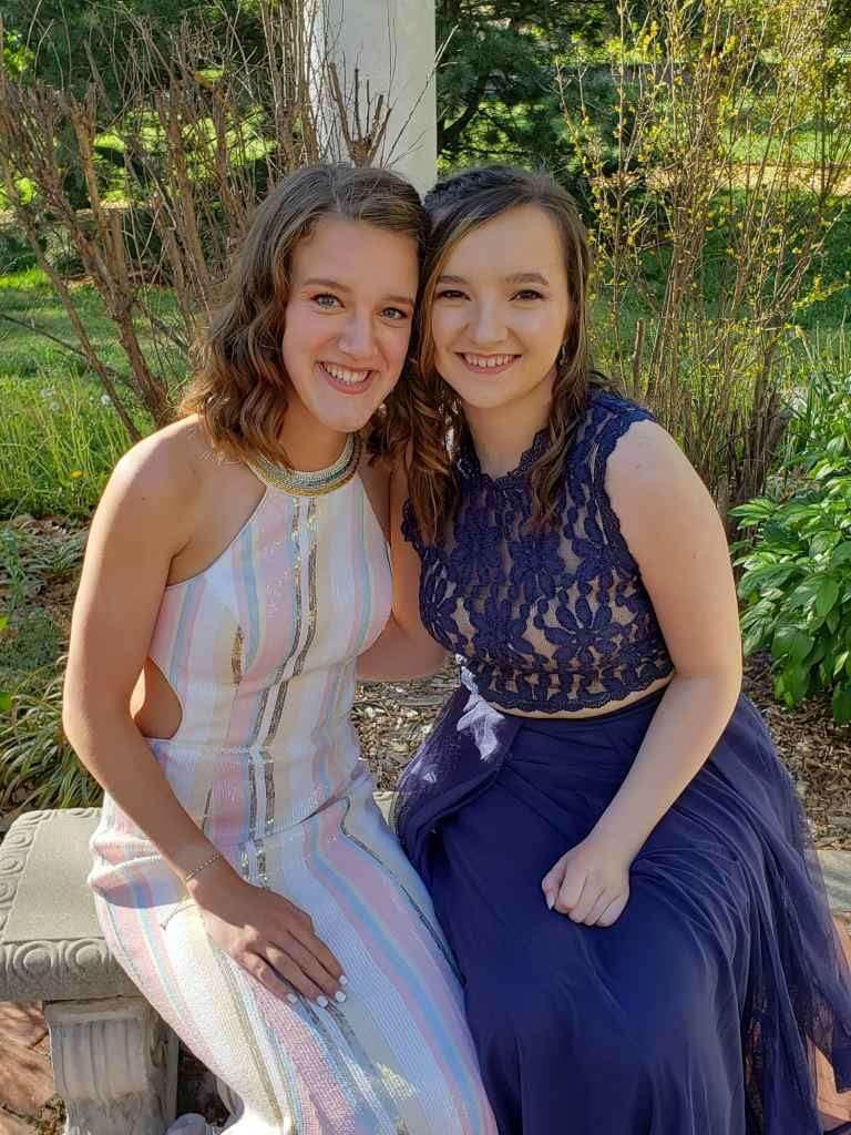 anna_reimer2's tweet photo. HAPPY BIRTHDAY JAELYNN!! You are the best person and friend ever, I hope your day was perfect 💕 @JaelynnParson https://t.co/4fHWYsKo81