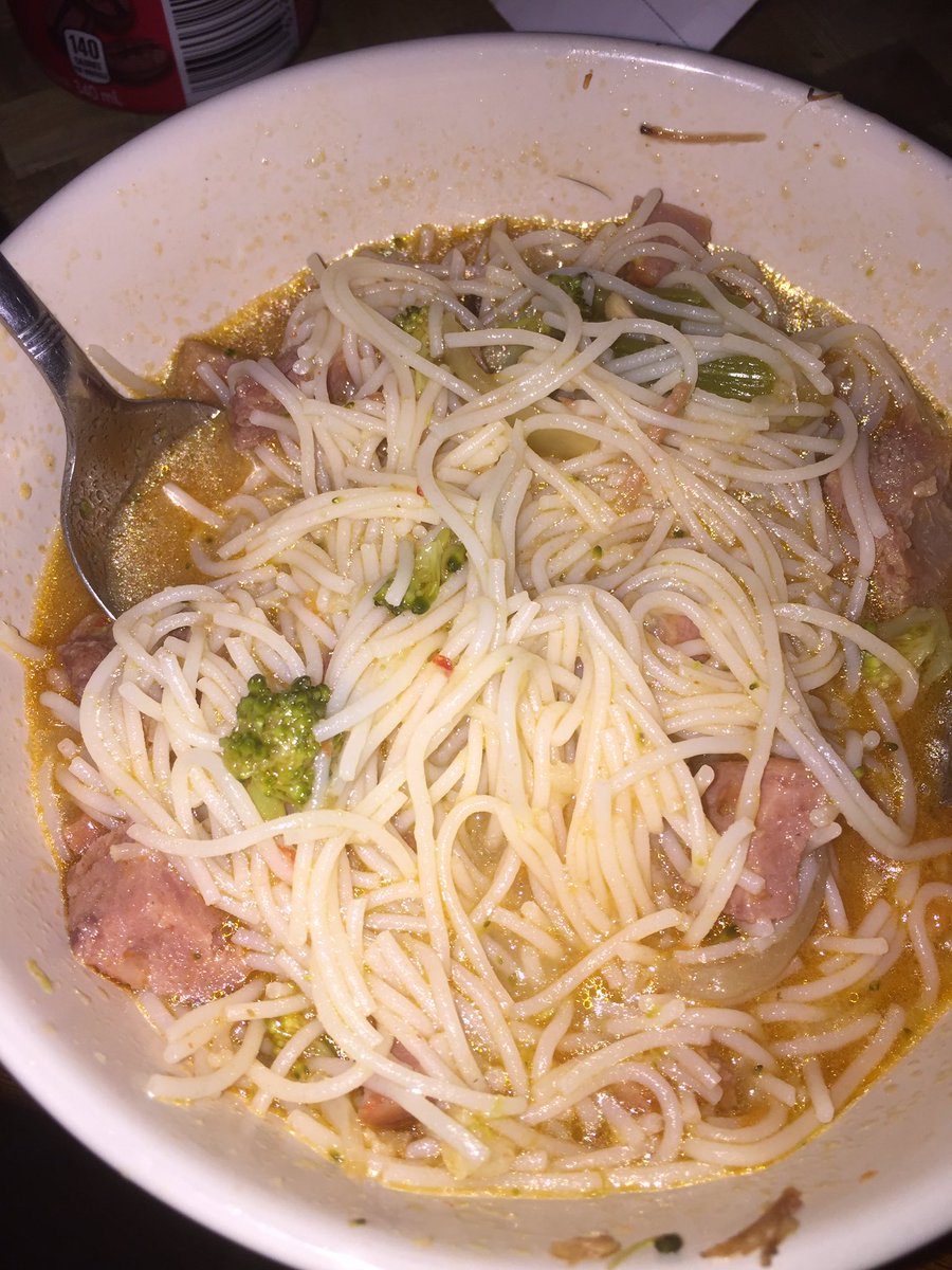 TheMillerEffect's tweet photo. Pseudo-ramen with #glutenfree “moon noodles”, leftover ham, garlic sausage, assorted veggies and a #Thai-infused broth. #ComfortFood #ScrewOffWinter #ChefMilly https://t.co/Phn2ZmYVyk