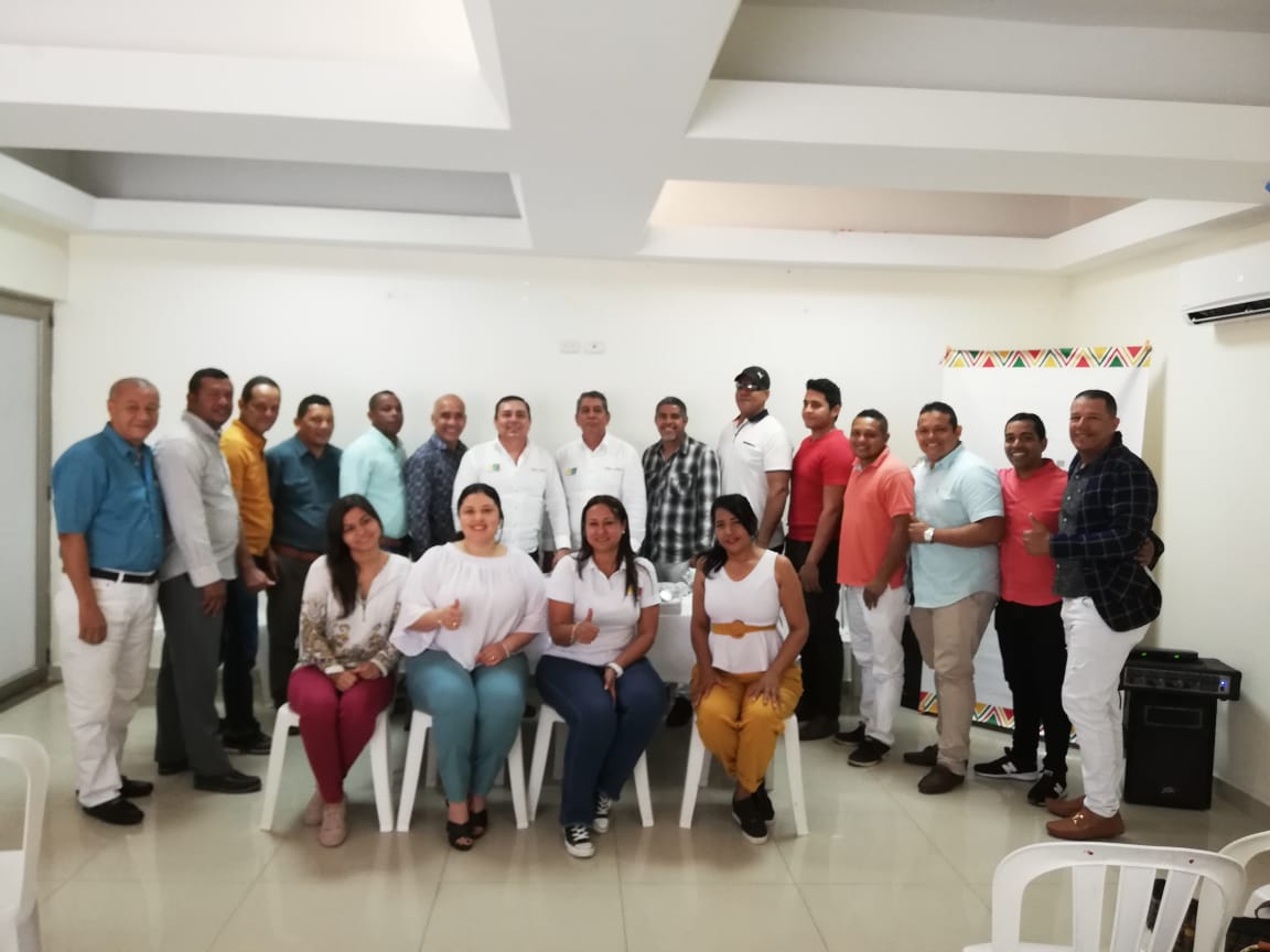 AsiPartidoAtlco's tweet photo. Encuentro de elegidos ASI. En compañía de nuestra presidenta @berenicebedoya1 tuvimos una jornada enriquecedora para el crecimiento y fortalecimiento de nuestro @PartidoASI_ https://t.co/sbb49Ja3vt