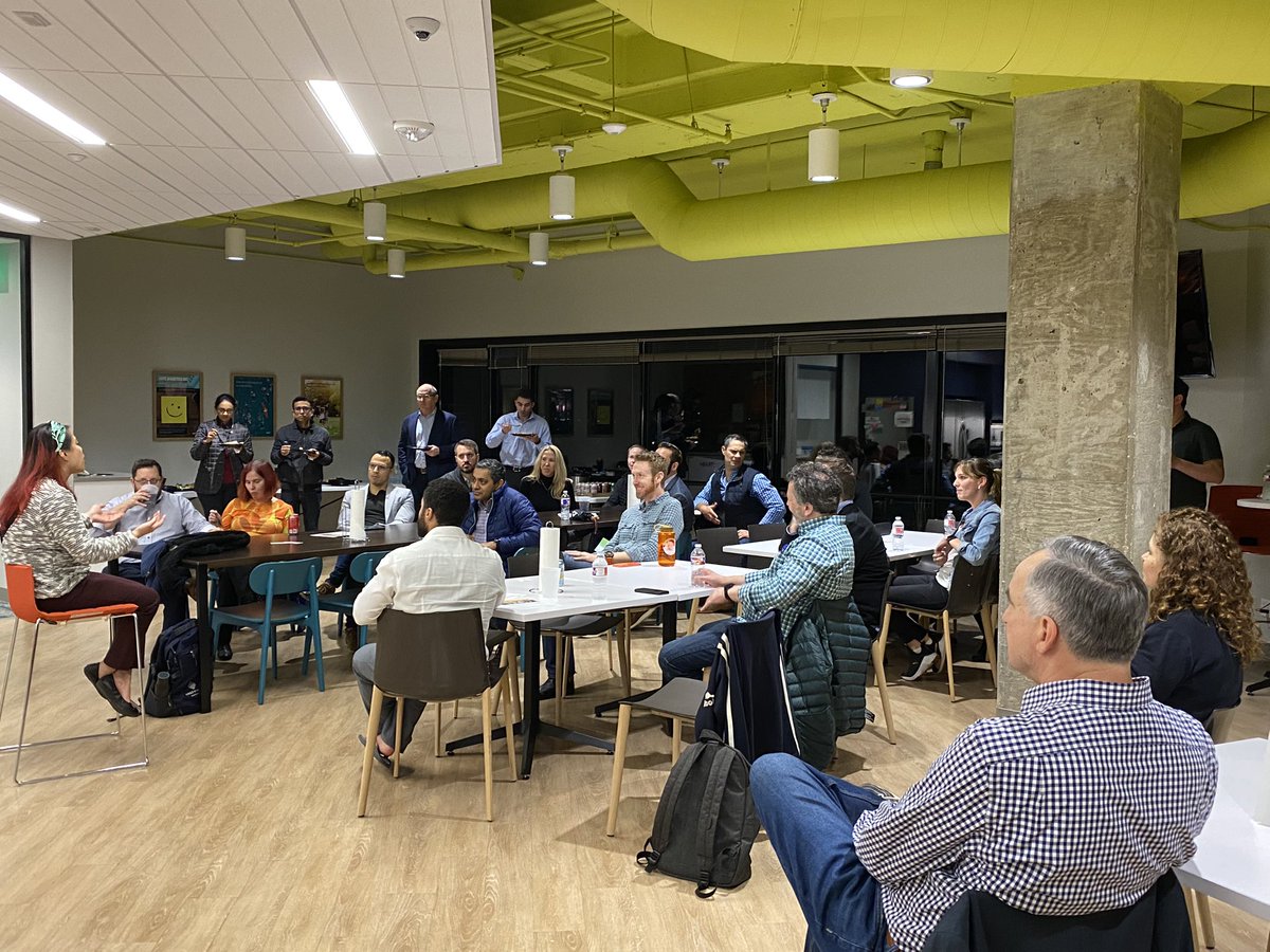 fernandezcw's tweet image. Big Turnout for @InsureTechATX - thank you to the folks at NFP for hosting!