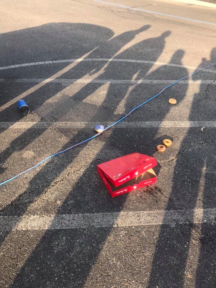 ColumbusPolice's tweet photo. “We lost a few good ones out there today 😢🍩🍩.”

CPD spokesperson Sgt. Fuqua was called to this scene at the Police Academy.

Detectives are talking with witnesses but real crime could be that most officers left without utilizing the 2-second rule... PICK UP THE 🍩 &amp; EAT IT! https://t.co/a2bkoGowcR