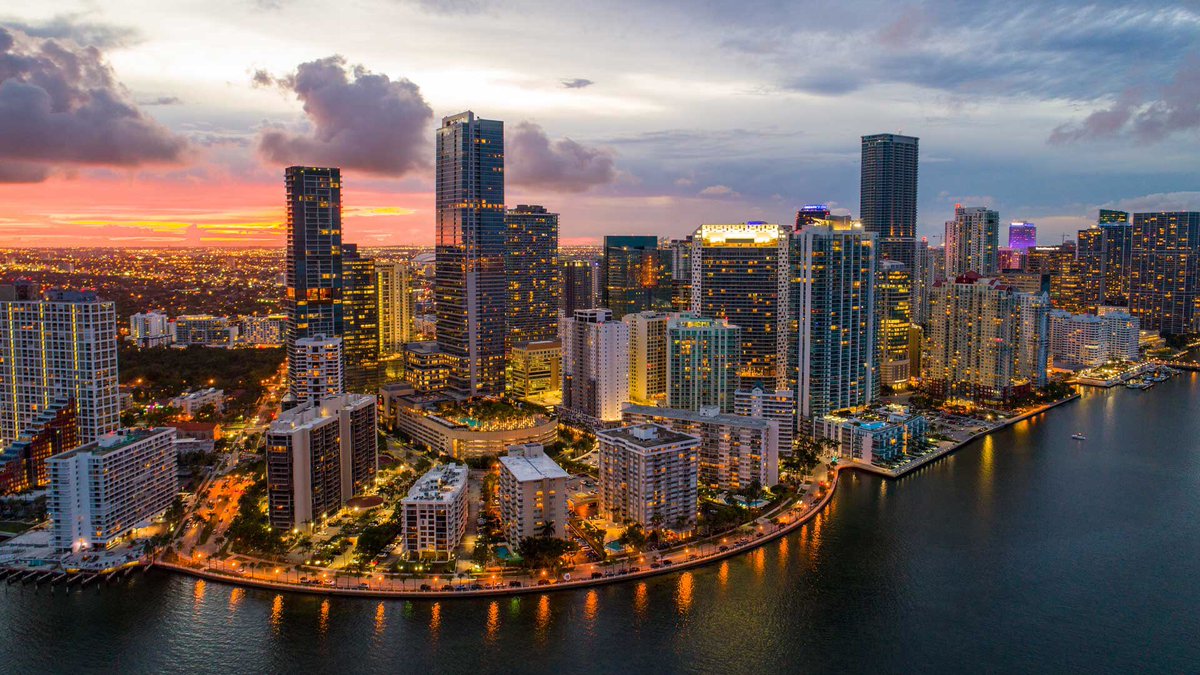 VirseHQ's tweet photo. Las Vegas > New York > Los Miami >London
What a start to #2020Vision
One week in the life of @VirseHQ
Our 2020 developer roadshow has started with a bang.
#W3DC
#VR4L https://t.co/rFBcuA7vzd