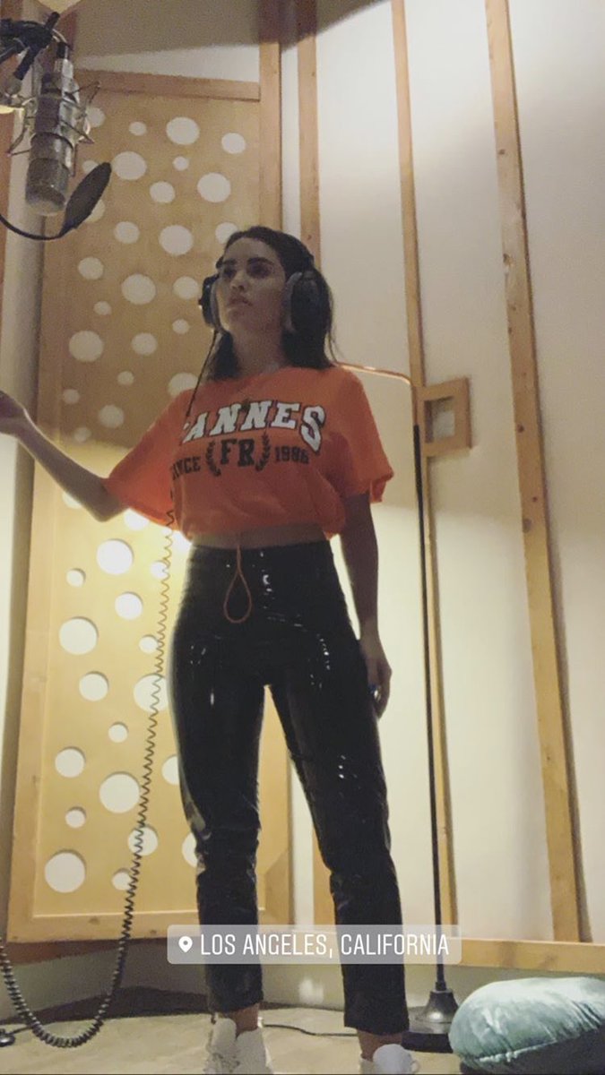 LaliEsposAO's tweet photo. @lalioficial @oscarcitomundo @servando @peter_Akselrad @Rec808 @gale_oficial @rafhaellarcaute @djsnake @IamLeroySanchez @Skyrompiendo @palofactory @CaceresMusica @pedrocapo @3MusicaProd El 18 de junio de 2019, estando en Los Angeles, @lalioficial trabajó en estudio junto a @Rec808, @rafhaellarcaute, @GinoTheGhost, @angellopezmusic, #FedeVind y @soyluisburgio. Ese día nació #LALIGERA 🏆🔥 https://t.co/726QDCASDN