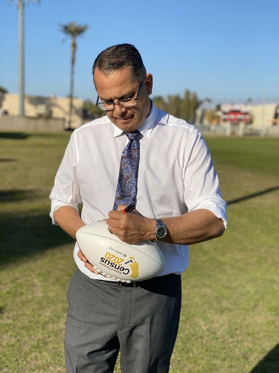 RivCoNow's tweet photo. #BehindTheScenes of a commercial highlighting our #RivCo efforts with the #2020Census. Watch it before and during the 54th Super Bowl on FOX Palm Springs in Coachella Valley on game day. An accurate &amp; complete count depends on us all. Be counted on April 1!  #iecounts #RivCoNow https://t.co/NaIBDYxjpA