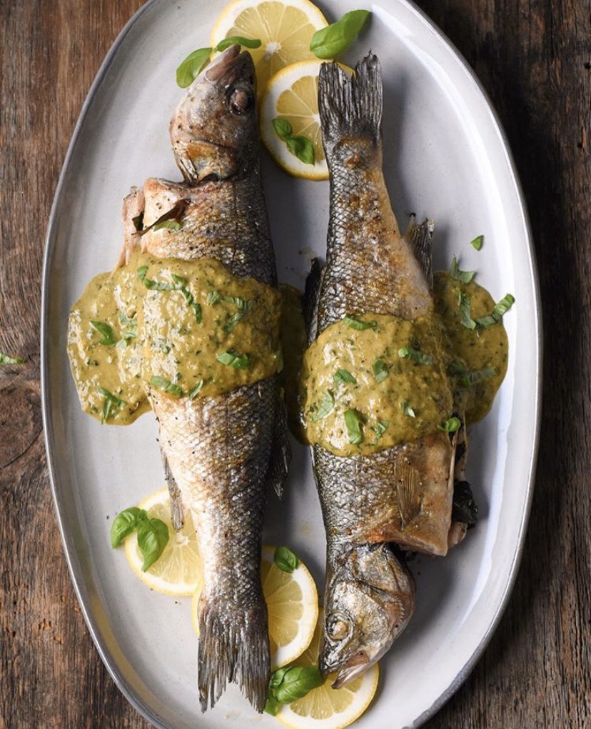Zimmysnook's tweet photo. Grilled Branzino w/ jalapeño-basil vinaigrette.
Fired up the charcoal grill to add a little extra flavour to this delicious house favourite... &amp; while the grill was hot, I grilled a couple of burgers to deliver to my parents #weberpartner Recipe: https://t.co/GteluDXsPj https://t.co/1ITp8lRsAa