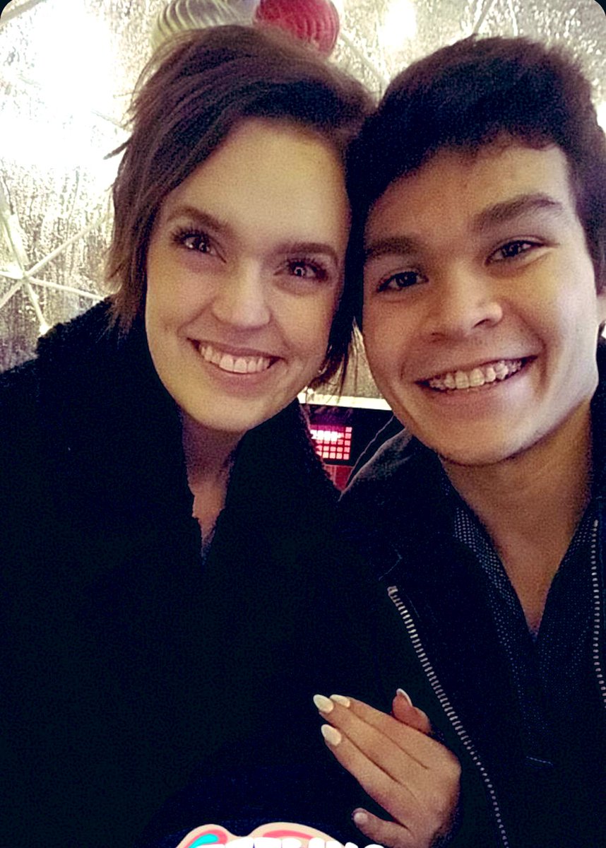 riddle_shayna's tweet photo. I’m marrying my bestfriend and I can’t contain my excitement. 
😁😍💞🥰 https://t.co/3mPGGp1TGl