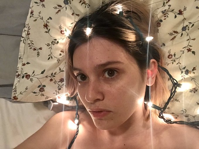 Is this where you put fairy lights https://t.co/yeRD3kR0Ez<a href="/tag/onmfc"class="tags"><span>#onmfc</span></a>