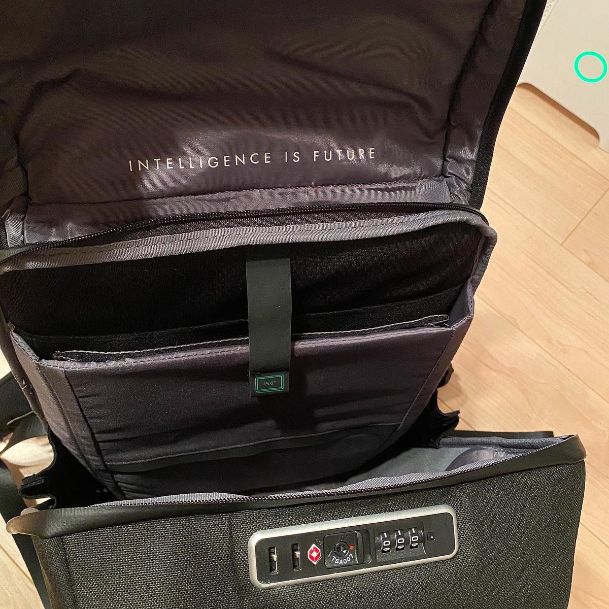 ___89331's tweet image. 去年Kickstarterで投資したバックパックとスリングバッグが届いた。

鍵を掛けられたり、スマホ充電用ポケットがあったり、ポケットが沢山あって便利♪(*´ω`*) #Kickstarter #ClickPackX #KORIN