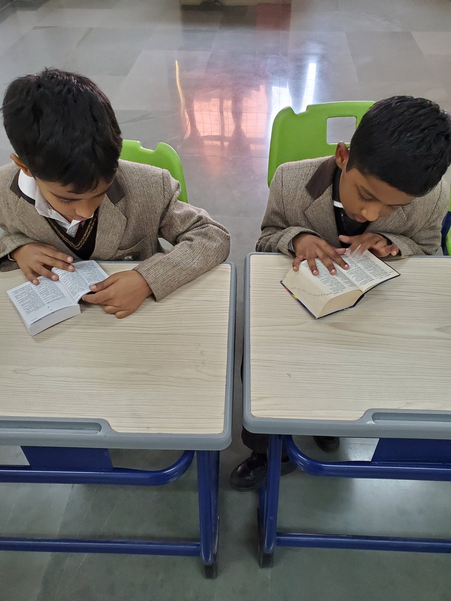Harshita_GAV's tweet photo. WORLD THESAURUS DAY (18thJan)ThinkBe4You Speak&ReadBe4YouThink
#LoveForLearningNeverEnds #Lexicography #Wordpower #RogetThesaurus #WritersAndPoets #cambridgeScholars #EnglishIsFun
@RitaSingh0210 @sonal_rwt @Shalini040876 @Anupam_Sharmaa @sakshi43969207 @VijayaGarg6 @cambridgewing https://t.co/1tV3DmRSM3