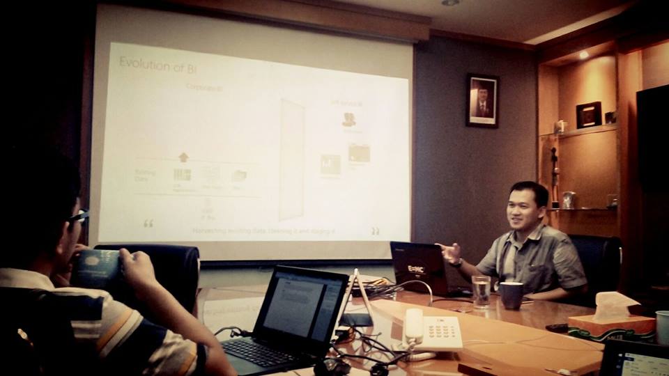 ITTrainerID1's tweet image. Terima kasih kepada Permodalan Nasional Madani (PNM) Jakarta atas undangan mengajar training Administering SQL Server yang diikuti oleh staff IT 

#trainingdatabase #trainingsqlserver #microsoftsqlserver #pelatihandatabase #freelanceittrainer #inhousetraining #inhousetrainer