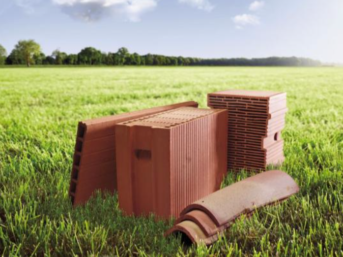 bativox's tweet photo. La France est le deuxième producteur européen de briques, tuiles et produits de construction en terre cuite https://t.co/2t7OKTsMFr #briques #tuiles #terrecuite #insee @_FFTB_ @InseeFr https://t.co/P2xzt4zIqV