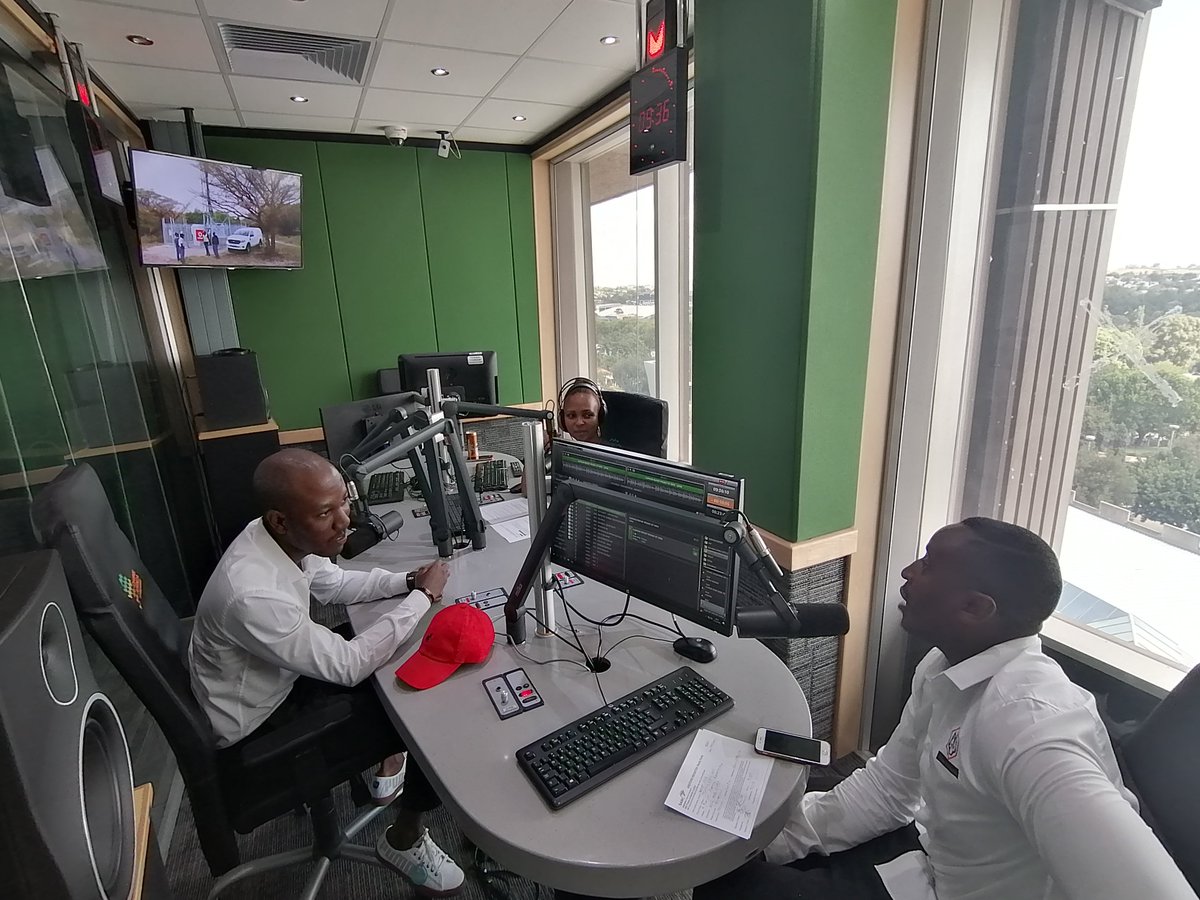ChangeYourGame2's tweet image. NOW: We speaking to Siyabonga Ndebele and Nkanyiso Nkomo the founders of  @Guma_Protection  services - a risk management company based in Johannesburg, South Africa @channelafrica1 @Chinyanja1 @Kiswahili_CA
@FavoredAsa