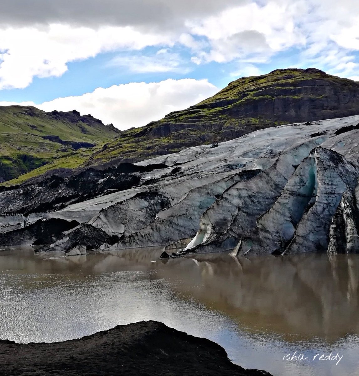 Iceland’s breathtaking Sólheimajökull glacier. Did you know that this ash covered glacier sits on top of a volcano?! To know more about this amazing nation read The Fire Within Iceland https://amzn.to/2NgViOq
#Iceland #glacier #volcano #nature #beautiful #renewable #sustainable