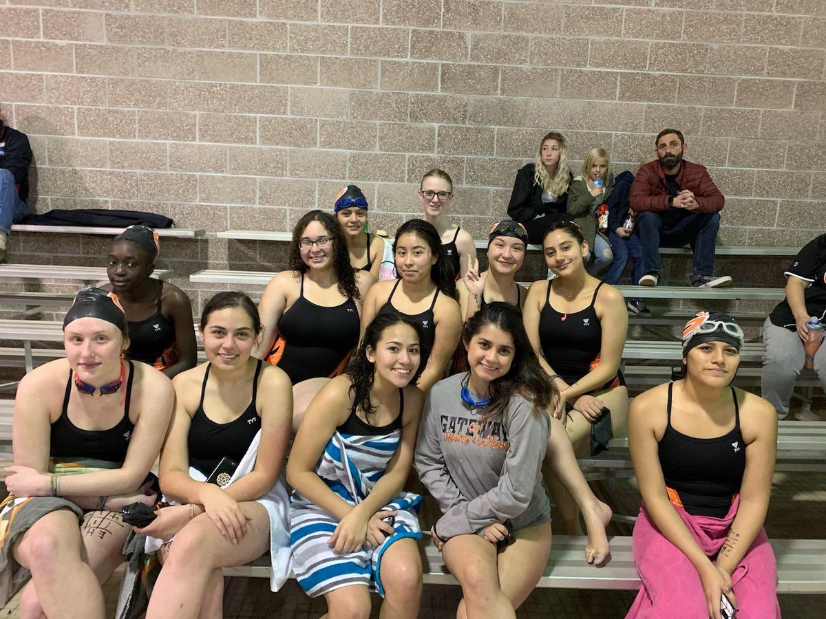 ghsolympians's tweet photo. Lady Oly Swim Team  finished 2nd tonight!!! Oly Pride!!! ⁦@aurorasports⁩ ⁦@aurorak12⁩ ⁦@olympianupdates⁩ https://t.co/klRjQoYfhG