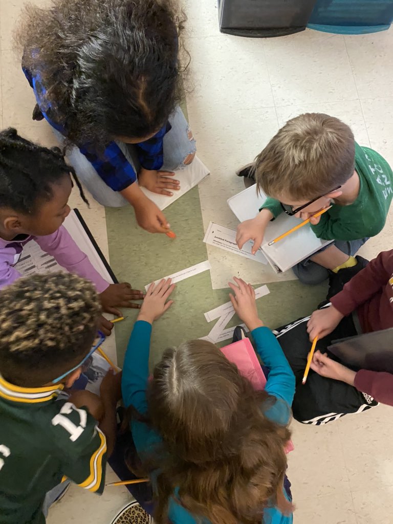 bnweinstein's tweet photo. Collaboration during William &amp; Mary #AACPSReadWithMe #AACPSAwesome @CroftonESAACPS https://t.co/qOkQmWd6H3