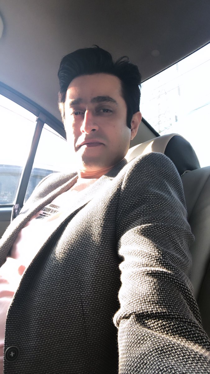 JimitTrivedi06's tweet photo. “ Dil to bachaa he ji “
On the way to inaugurate L.S Raheja college fest @retake.2020 ... super excited to meet the super energetic bunch of talented students 😃😎✌🏻🤘🏻 #retake2020 #inuagration #collegefest #mumbai #lsraheja #talant #youth #students #excited #jimittrivedi #actor https://t.co/UDJ44T8J5D