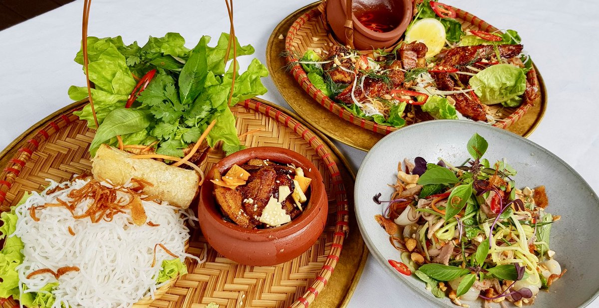 RestaurantHubNZ's tweet photo. Get your Vietnamese food fix at Le Vietnamese Kitchen this weekend 🥢 We will see you soon https://t.co/qB2hpm9bbN

#Auckland #aucklandeats #aucklandfoodie #nzeats #nzfoodie https://t.co/MgJXJX8JjU