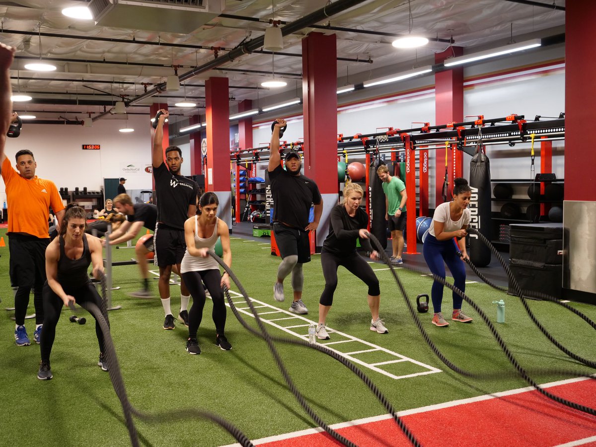 49ersFit's tweet photo. We had a great time yesterday hosting @AROD and the Stanford GSB Class! Gold Rush started them off with a fun Gold Rush Groove Dance Class and then Coach Jeff and Coach Candice put them through a Training Camp! Thank you for stopping by and Training Like A Pro! #49ersfit @49ers https://t.co/DAKivPaXQG