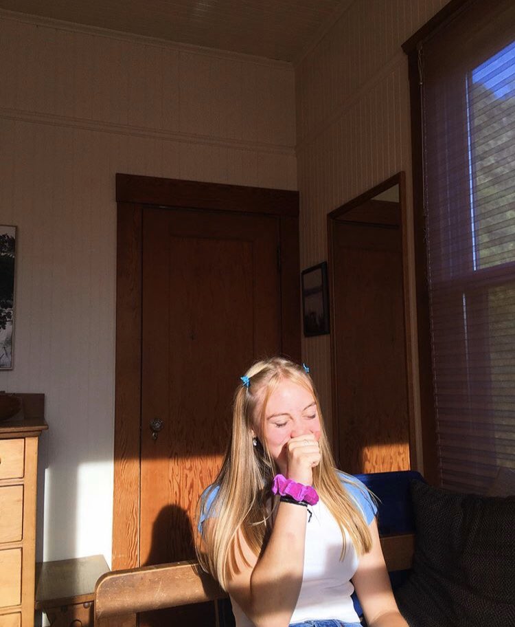 Katie40267988's tweet photo. DM me I need a sugar daddy🥰
#sugarbaby #needsugardaddy #sugardaddyneeded https://t.co/QcTvj12SMK