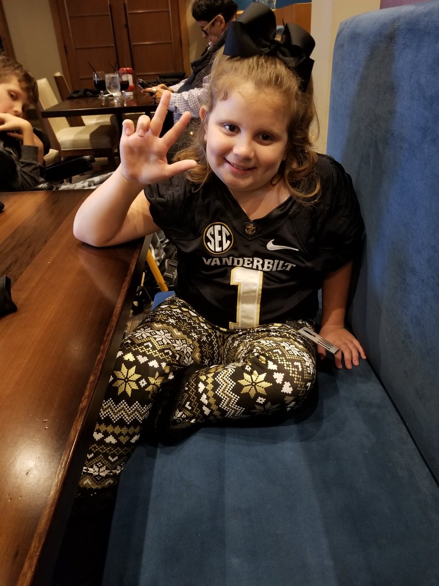 TimberlySloan's tweet photo. When you are competing at the Worlds Universal Beauty pageant in Baton Rouge you wear your brother's @VandyFootball jersey and represent @vucommodores proudly in team wear. She was channeling @VandySpirit tonight #PrayForMichael #VandyFamily #TeamKatelyn #TeamMidSouth #PageantFun https://t.co/9IDFY4vDtr