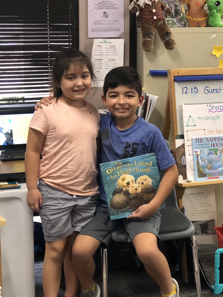 Julie_Chvatal's tweet photo. We LOVE Guest Readers, especially when they’re siblings. 🥰 Thanks for reading to our class Mason! @Mrs_Romo @MsKSquires #TeamAult https://t.co/UTnXXJm572