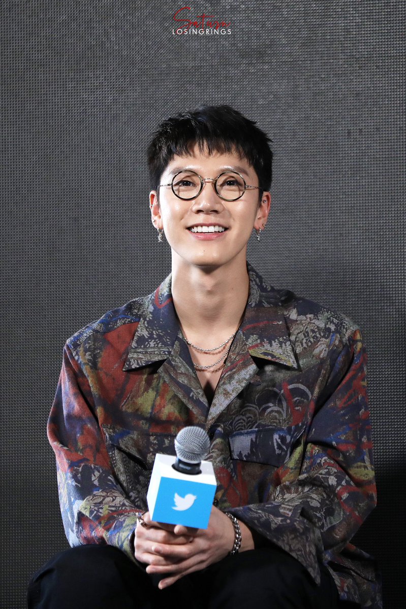 💚2020.01.17💚
#HappyWayVDay
#WayV #威神V
#1YearWithWayV 
#TEN #李永钦 #텐 #เตนล์