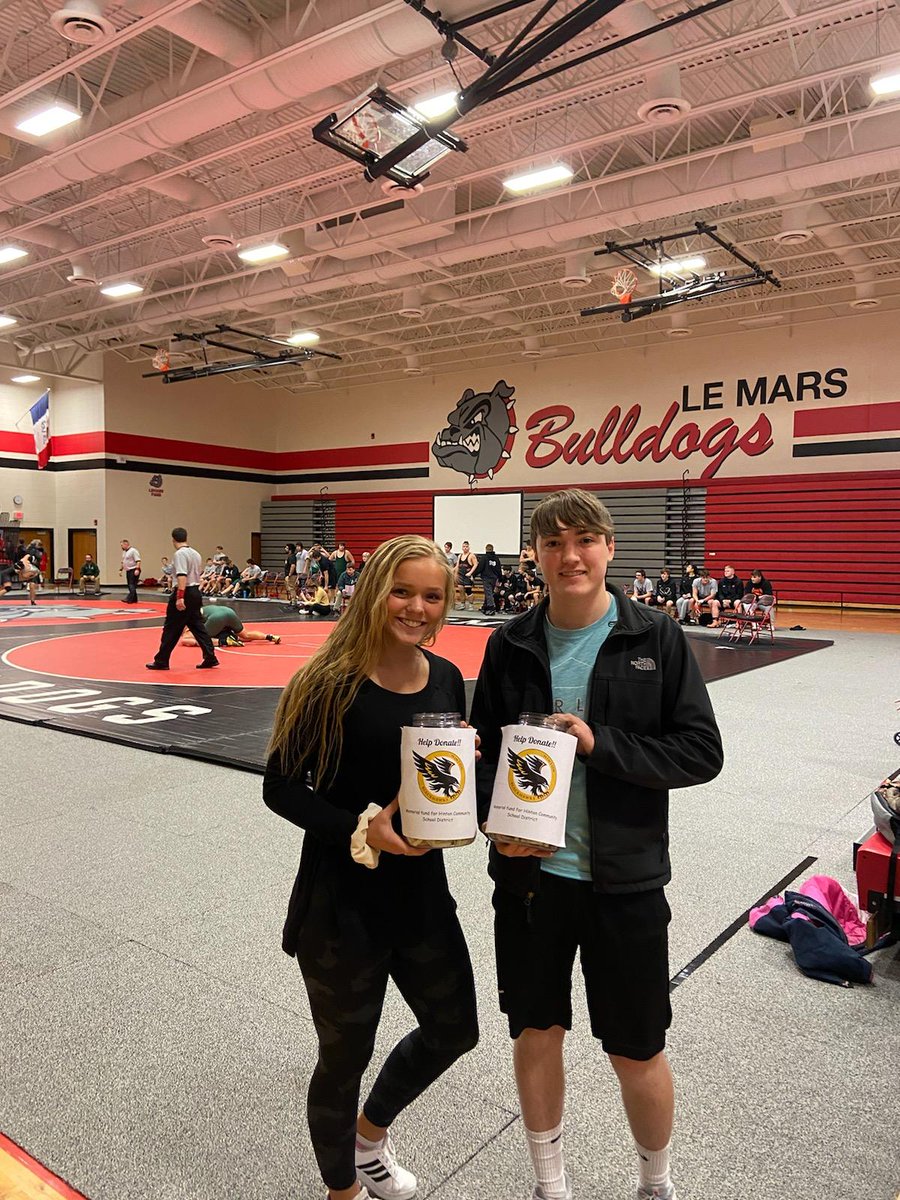 LeMarsStuCo's tweet photo. Thanks wrestling fans for helping student council raise funds for Hinton in memory of Holtzen students. #BulldogFamily #blackhawkstrong
#KTIV https://t.co/4Gnp8yqt3k https://t.co/Dommz5AYMc