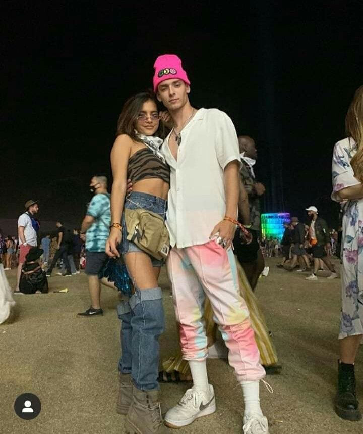 Pridesoany's tweet photo. https://t.co/jFmAxJhAEd