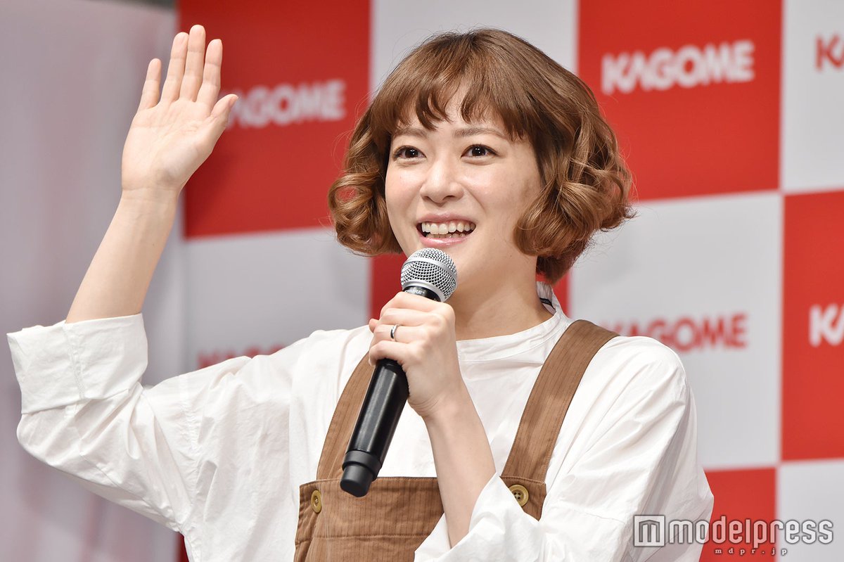 モデルプレス 写真追加 上野樹里 くるくるヘア ブラウンのオーバオール姿が可愛い 主婦の一面も覗かせる Juri Wada フォトギャラリー アプリ限定写真あり T Co Btr6r8daog T Co Sptwjhrqdp T Co Sadary71fz モデルプレス 写真追加 上野樹里 くるくるヘア ブラウンのオーバオール姿が可愛い 主婦の一面も覗かせる Juri Wada フォトギャラリー アプリ限定写真あり T Co Btr6r8daog T Co Sptwjhrqdp T Co Sadary71fz