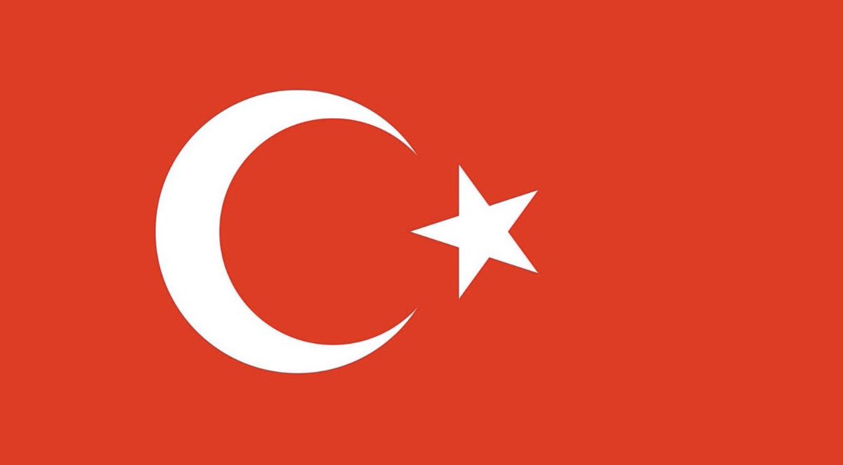 canankalsin's tweet photo. Suriye’nin Tel Abyad bölgesinde bombalı saldırı sonucu şehit olan kahraman Mehmetçiklerimiz Binbaşı #ŞevketTombul, Teğmen #SinanBilir ve Uzman Onbaşı #MustafaAlpaklı’ya Allah rahmet; ailelerine, yakınlarına ve aziz milletimize başsağlığı diliyorum. 🇹🇷
Mekanları cennet olsun. https://t.co/s1YvJQf0Xc
