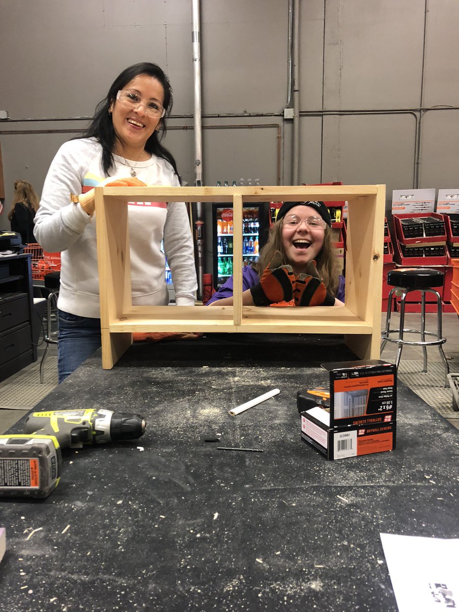 Another successful DIH Workshop at Store 8456! Thank you Lucia for your excellent skills and enthusiasm. Cannot wait to see what next month brings! @michaelromano85 @asdsvhayes8456 @JVaruolo @Jennife70364373